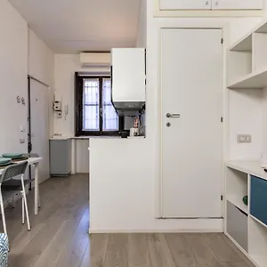Studi Cosy Studio Apartamento Milão